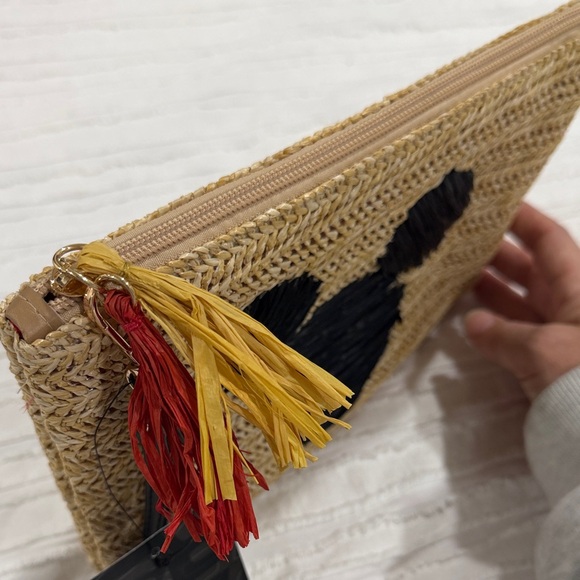 Disney wristlet with Black Mickey Motif - Picture 4 of 10